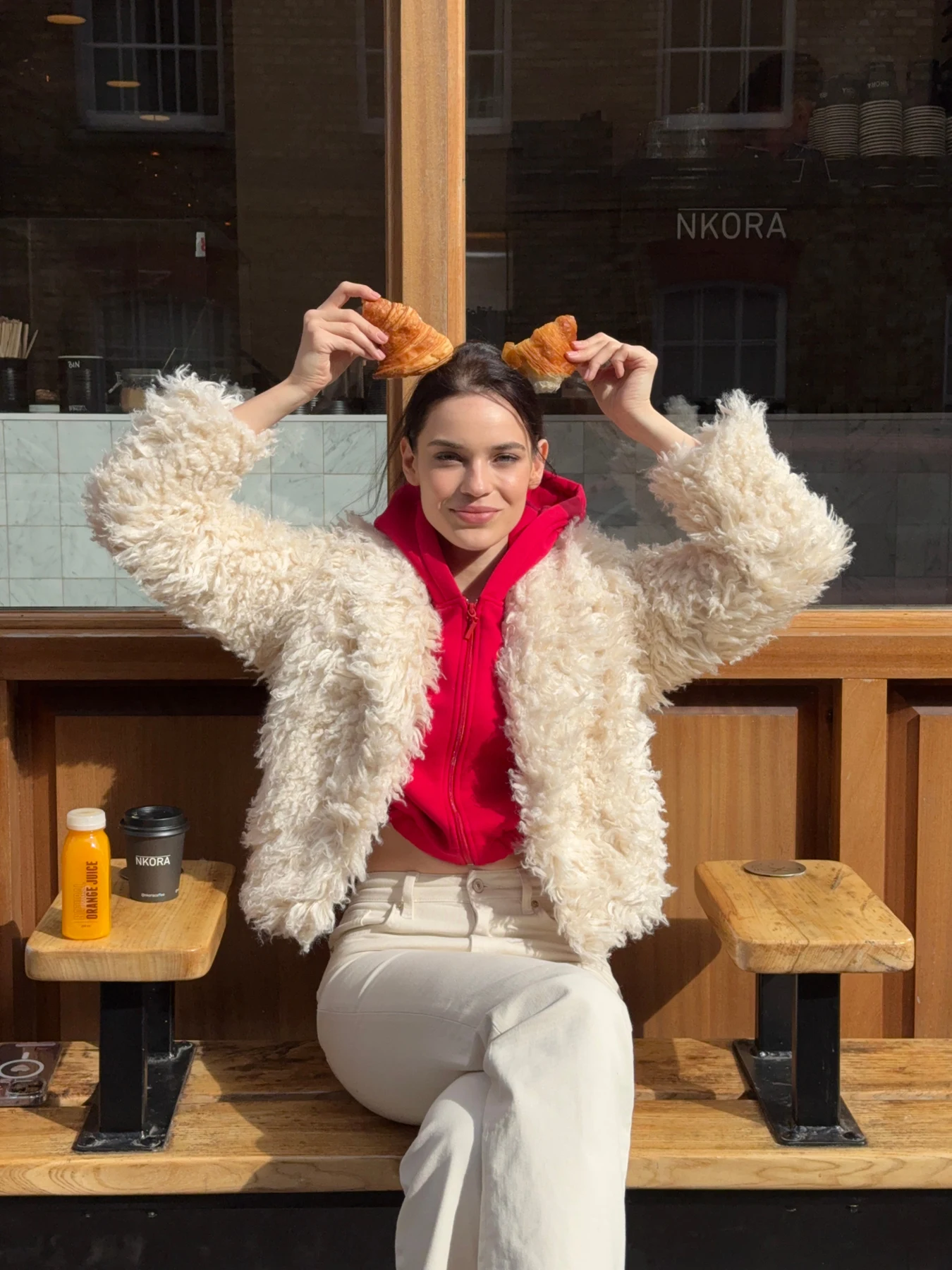 CONTENT FOR A FASHION MODEL’S PERSONAL BLOG — photograph 1